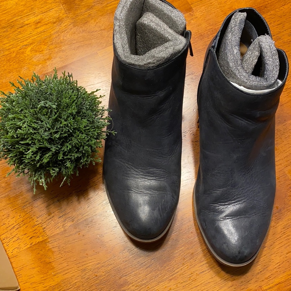 Lucky Brand Booties 9.5